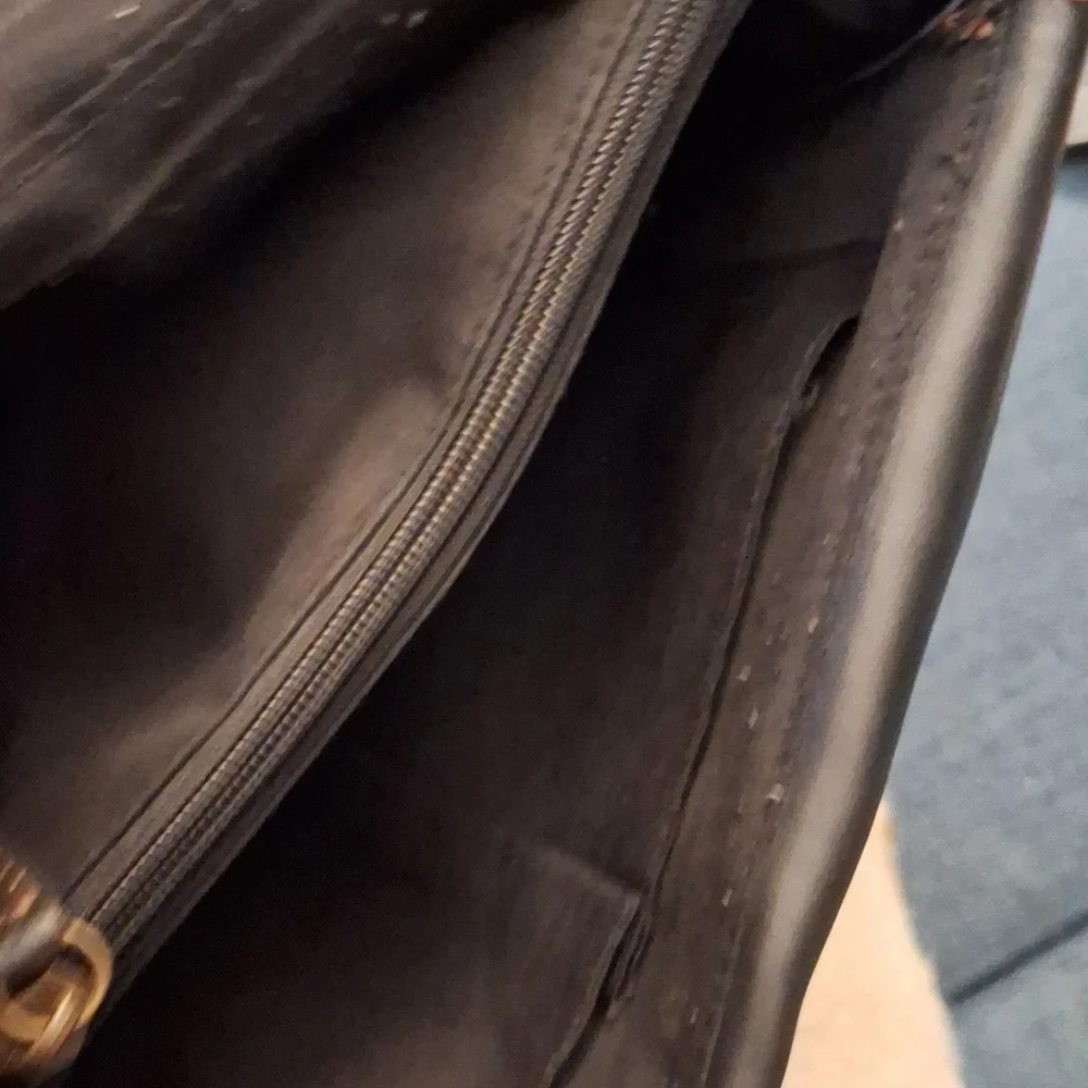 Black leather bag - Picture 6 of 7